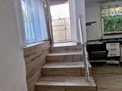 Apartament la casă, zona Viile Sibiului.