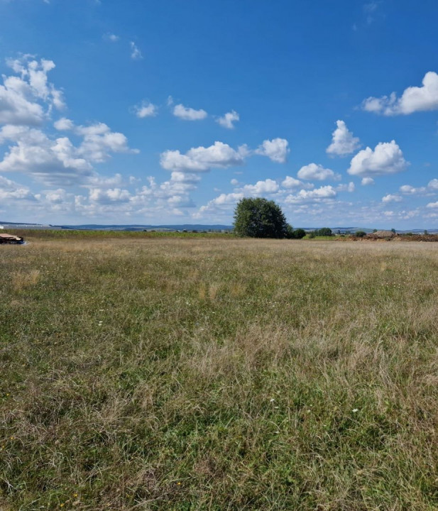 Teren de vânzare , zona Ind.de Vest-Sibiu!!