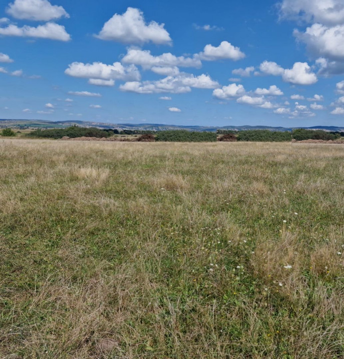 Teren de vânzare , zona Ind.de Vest-Sibiu!!