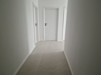 Apartamnet 2 camere, decomandat-Doamna Stanca!!