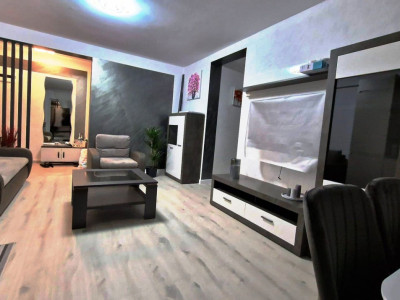 Apartament de lux, finisat la CHEIE!!